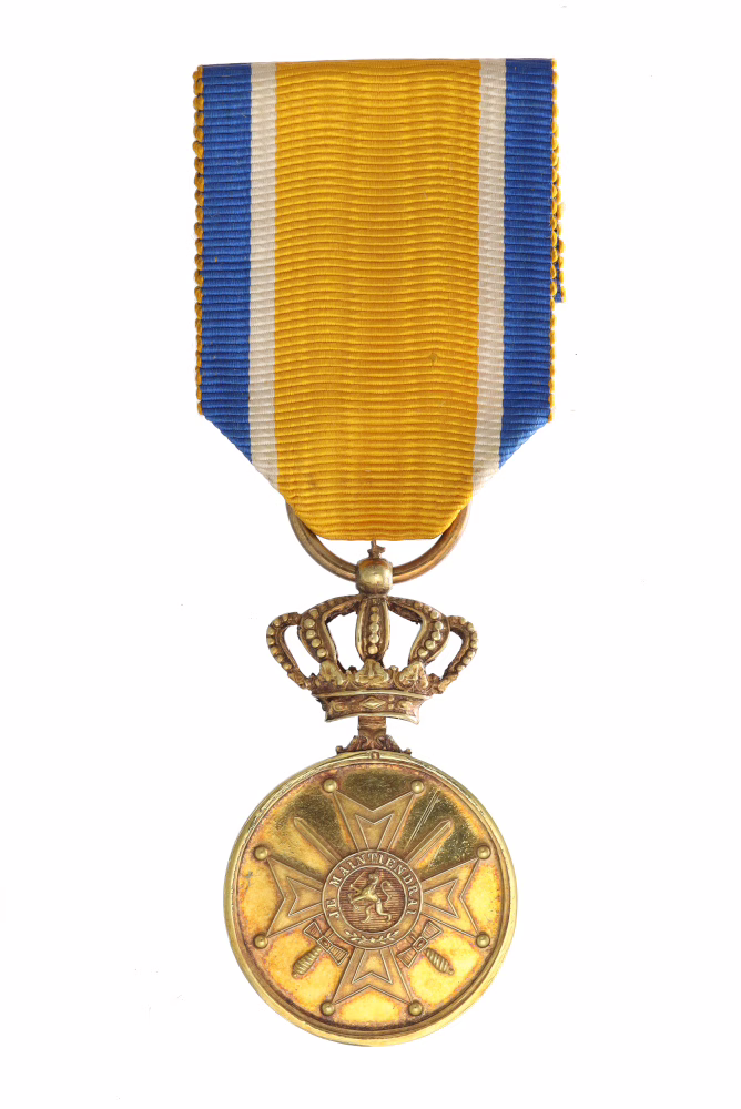 Orde oranje nassau zwaarden gouden medaille